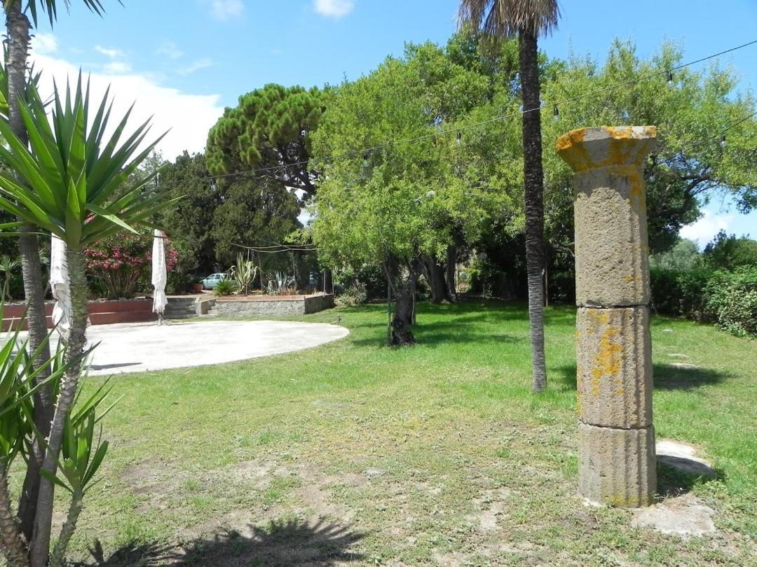 A Casa Di Peppino Villa Greco 丁达利 外观 照片