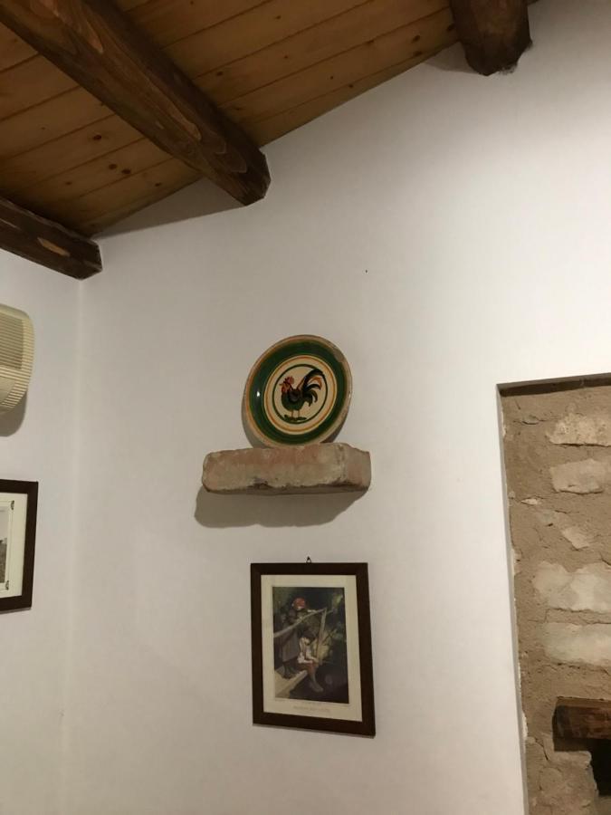 A Casa Di Peppino Villa Greco 丁达利 外观 照片