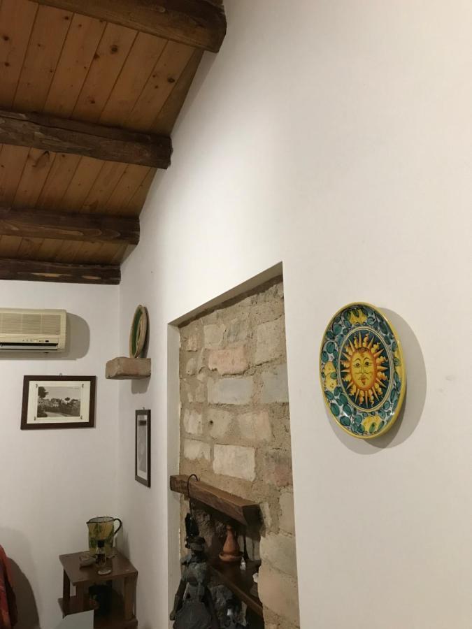 A Casa Di Peppino Villa Greco 丁达利 外观 照片