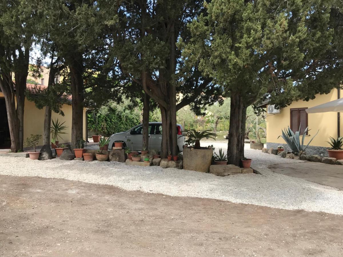 A Casa Di Peppino Villa Greco 丁达利 外观 照片
